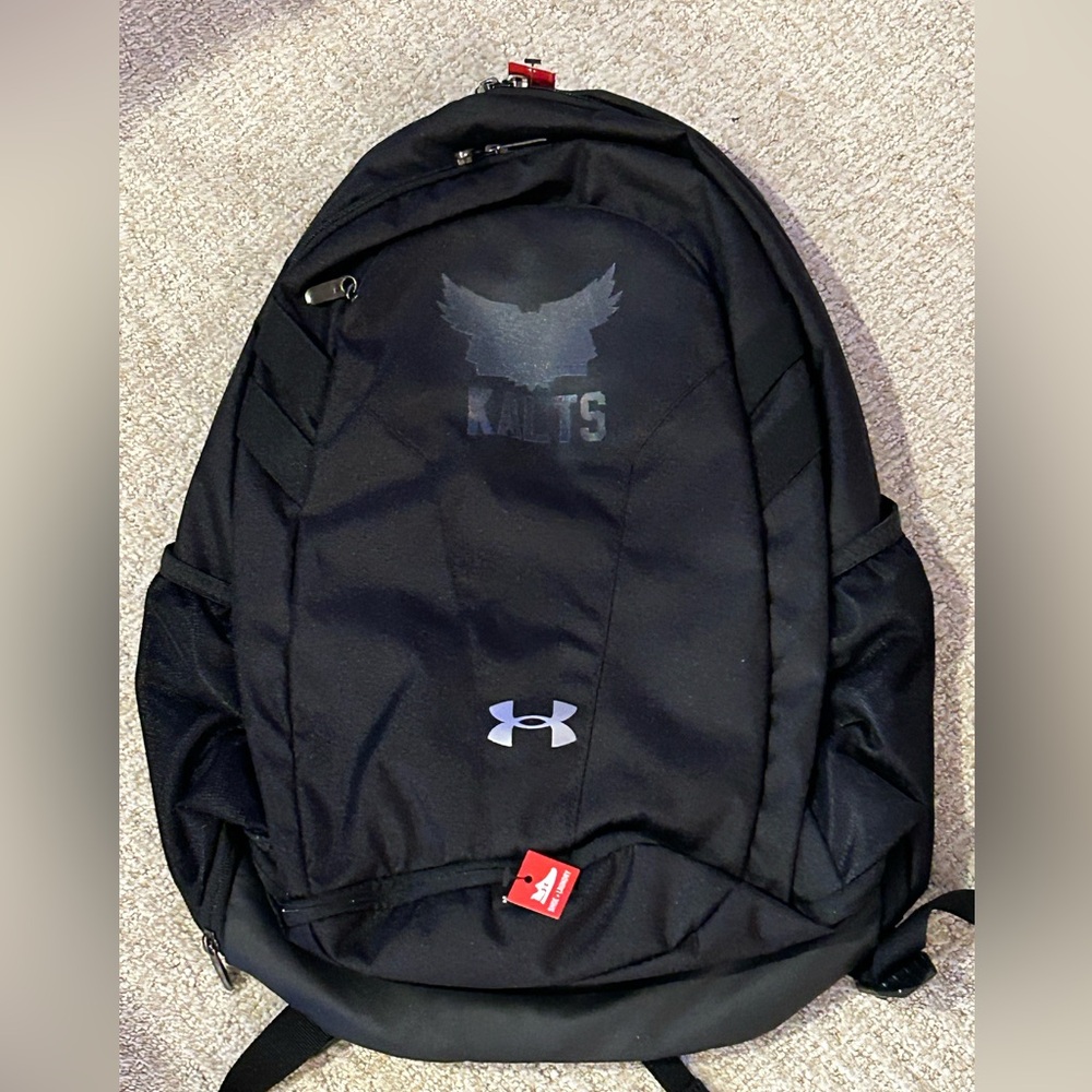 NEW Under Armour BackPack Hustle 5.0  Black ( see description)